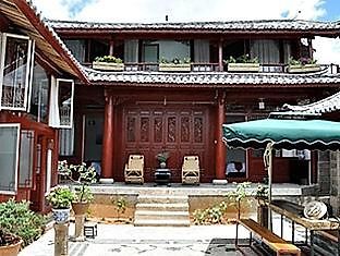 Free Cloud Guesthouse Lijiang  Zewnętrze zdjęcie